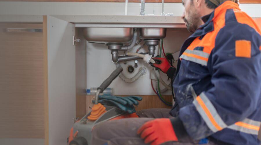 Expert burst pipe repair services in Gary, TX